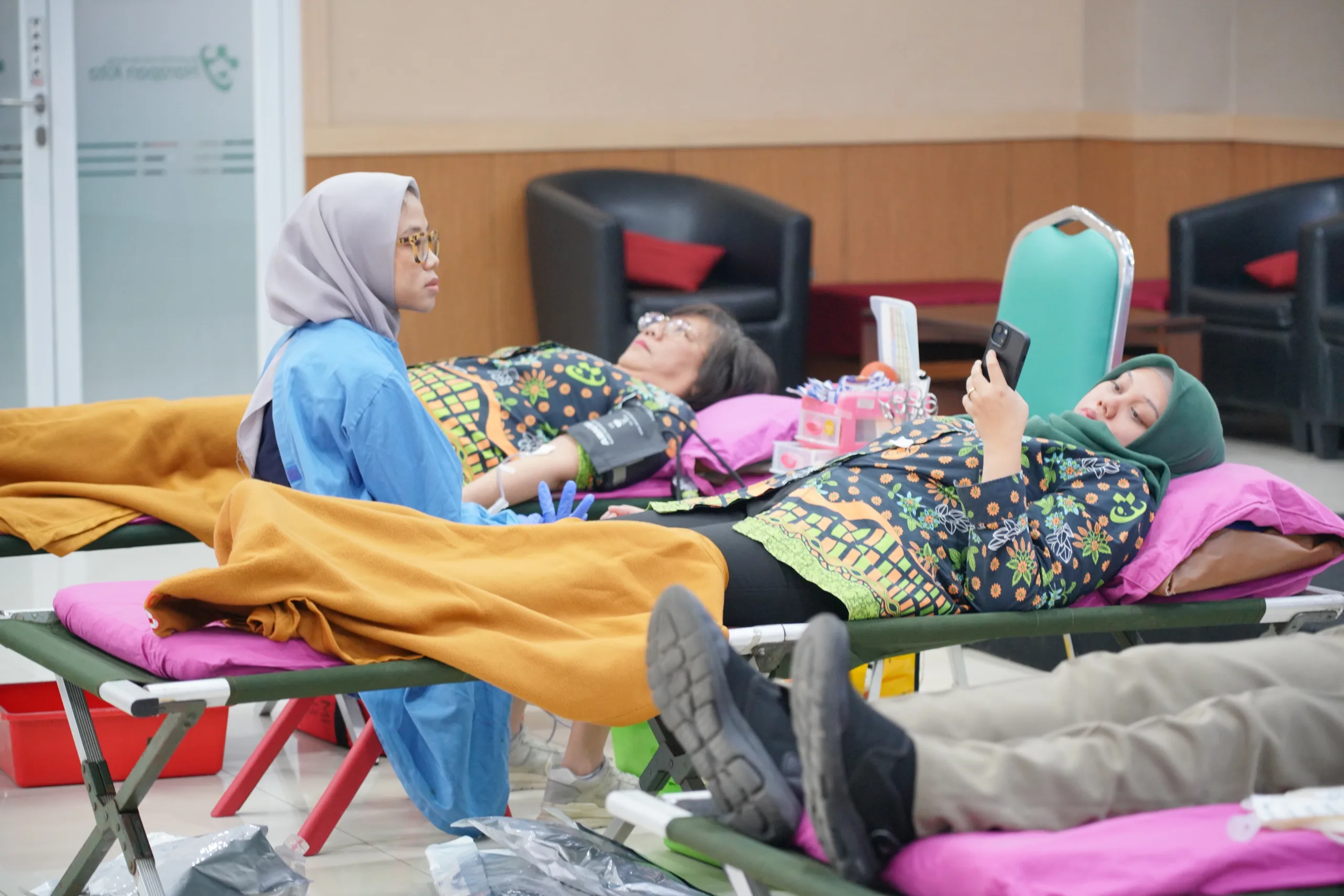 RSAB HARAPAN KITA HIMPUN 75 KANTONG DARAH UNTUK SESAMA